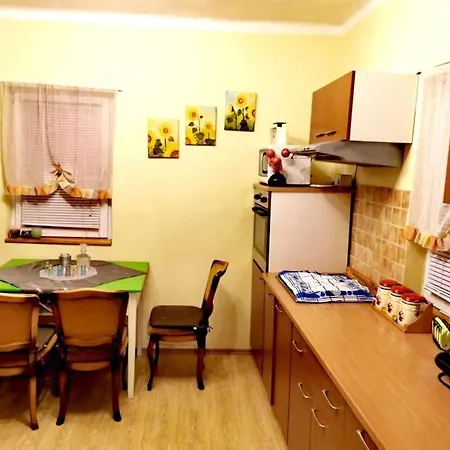 Kuca Za Odmor Starcevic Vakantiehuis *